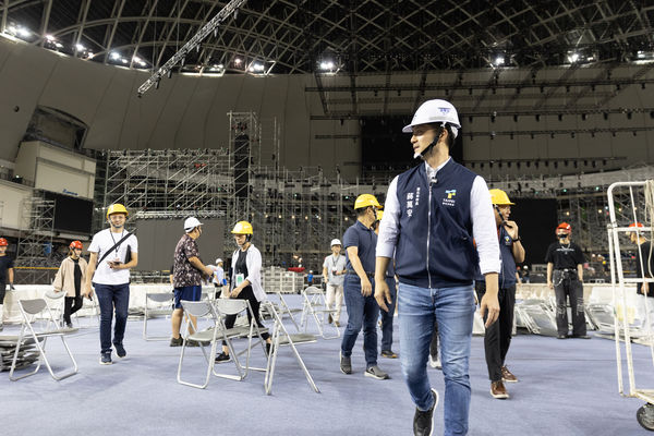 ▲▼台北市長蔣萬安視察台北大巨蛋國慶晚會準備情形。（圖／台北市政府提供）