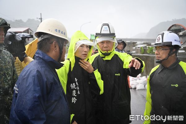 ▲台東縣長饒慶鈴前往金峰鄉嘉蘭視察。（圖／記者楊漢聲翻攝）