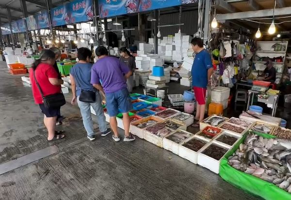 ▲彰化塭仔漁港買氣大增。（圖／民眾提供）