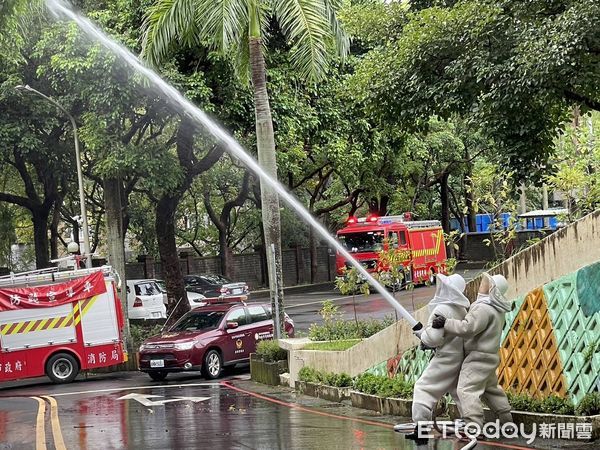 ▲▼台灣警察專科學校學生遭虎頭蜂螫傷。（圖／記者黃彥傑攝）