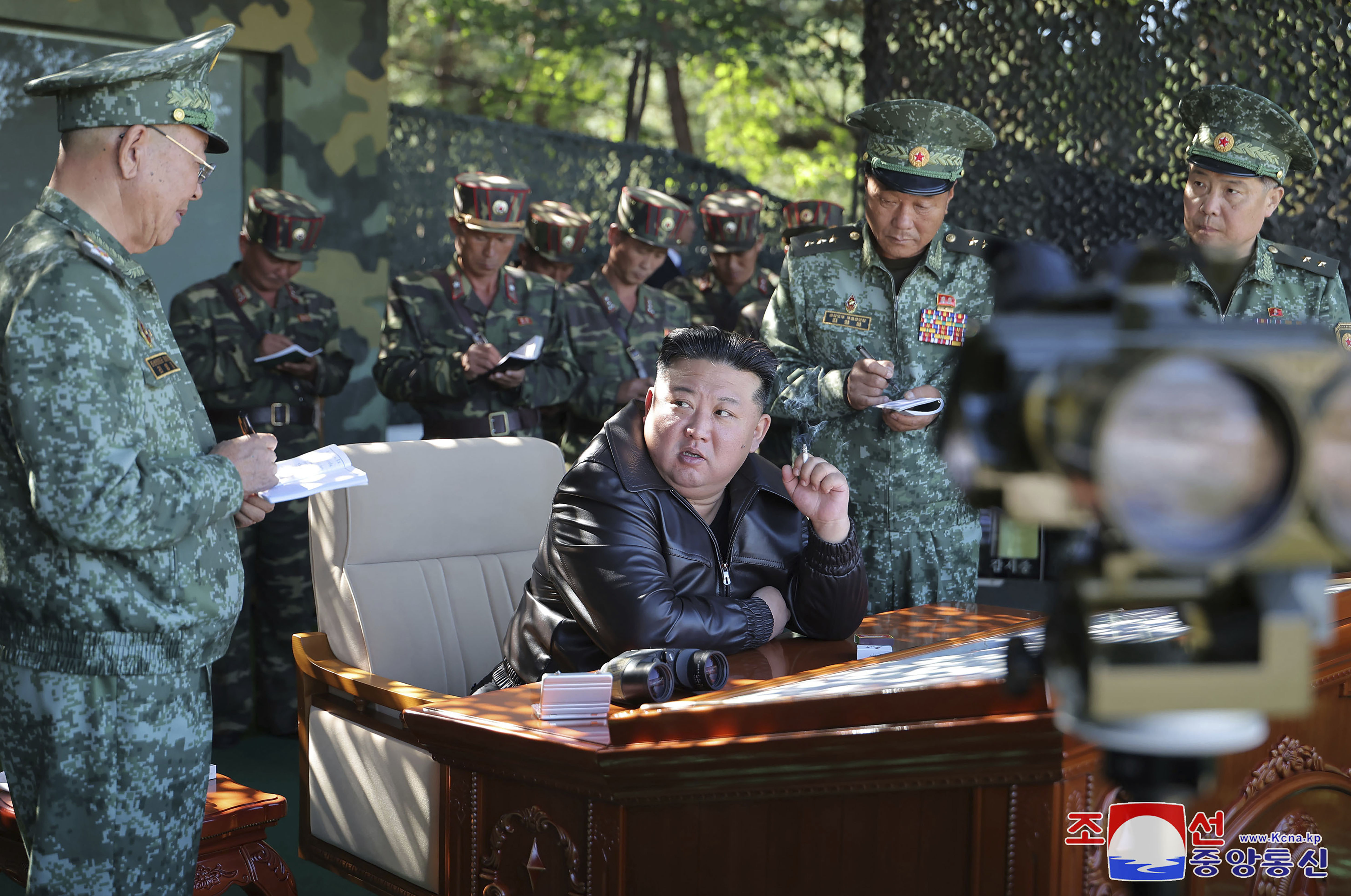 ▲▼金正恩2日視察朝鮮人民軍特戰部隊訓練基地，威脅對南韓使用核武。（圖／達志影像／美聯社）