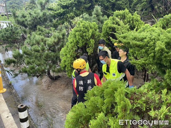 ▲▼新北金山務農夫妻遭洪水沖走身亡。（圖／記者郭世賢翻攝）