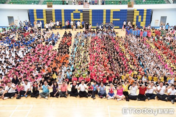 ▲▼花蓮秋季體育活動聯合競賽暨幸福城市盃多元體育運動賽在花蓮縣立體育館舉辦開幕典禮。（圖／花蓮體育會提供，下同）