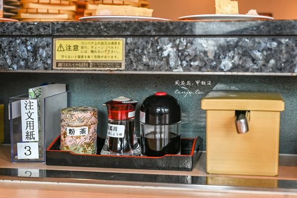 ▲▼靜岡沼津迴轉壽司，沼津壽司之助，料多到滿出來四天王壽司，平價好吃CP值高。（圖／周花花提供）