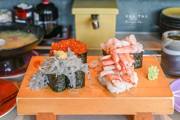 ▲▼靜岡沼津迴轉壽司，沼津壽司之助，料多到滿出來四天王壽司，平價好吃CP值高。（圖／周花花提供）