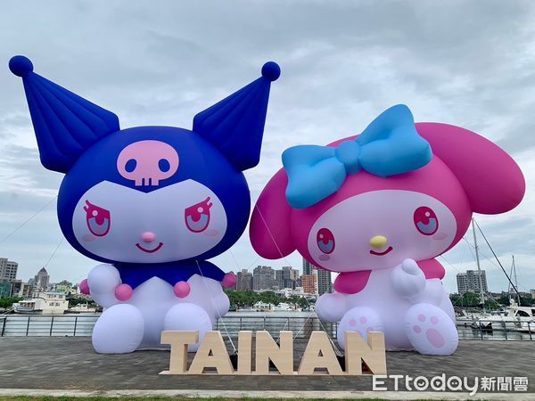 ▲台南市觀光旅遊局與三麗鷗公司攜手合作「2024可愛降臨：My Melody &amp; Kuromi 台南探險之旅」，美樂蒂與酷洛米兩位明星從可愛星球降落，來台南展開探險旅遊。（圖／記者林東良翻攝，下同）