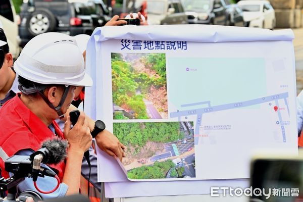 ▲視察基隆道路坍塌、清潔隊設施受損。（圖／記者郭世賢翻攝）