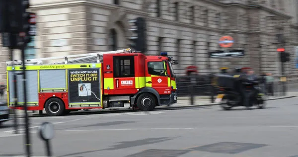 英國一名消防員因傳播屍體照片、嘲笑死者遭判刑。（示意圖／翻攝自unsplash）