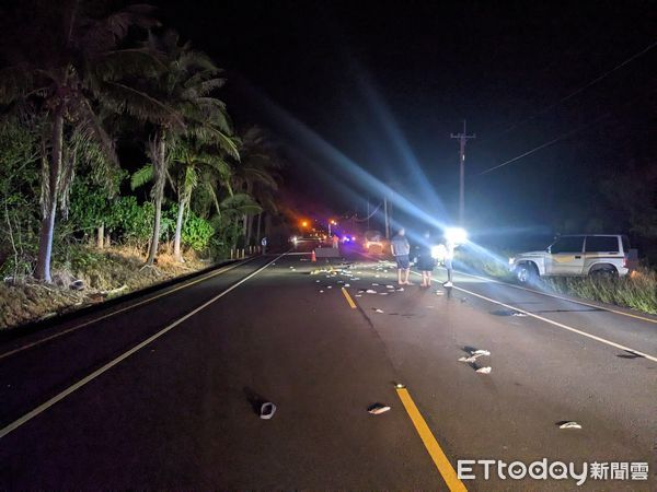 ▲台東離奇死亡車禍，行人遭輾成屍塊，現場留滿地女性內衣褲。（圖／記者楊漢聲翻攝，下同）