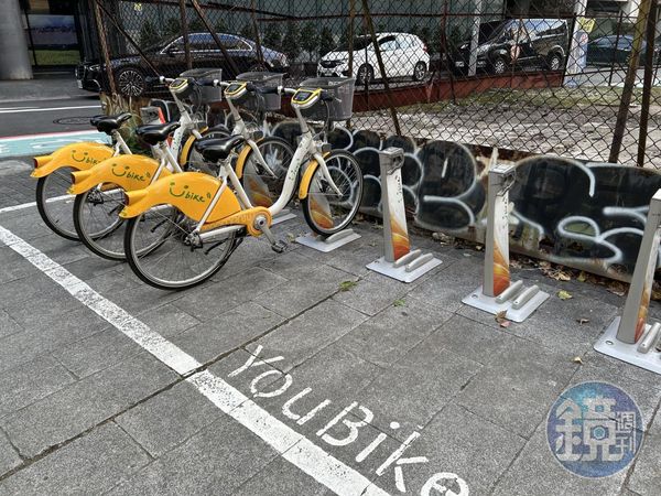 桃園陸續新增許多YouBike站點，但單車數量卻沒有增加，讓有些站形成「有站無車」的窘境。（本刊資料照）