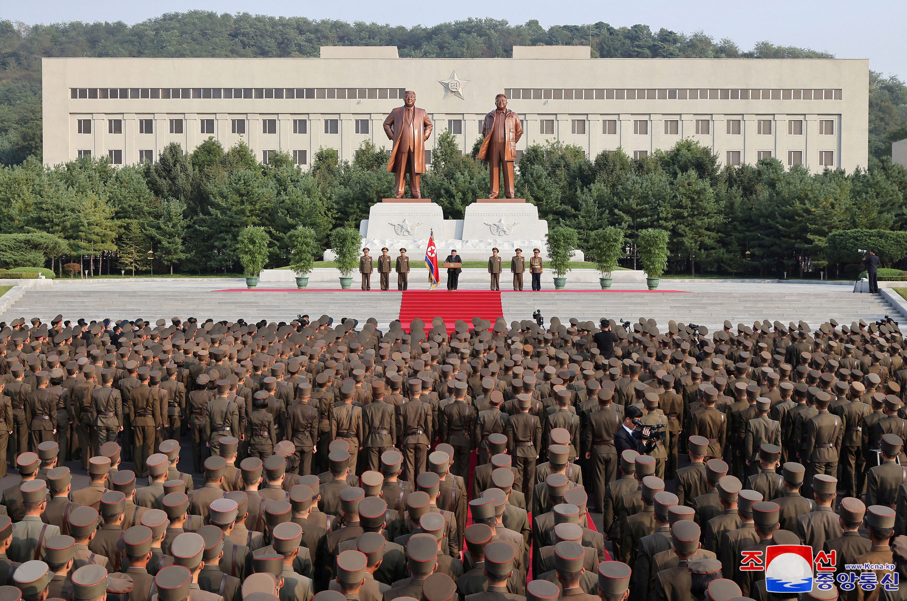 ▲▼金正恩7日前往參加金正恩國防綜合大學創校60周年紀念，發表演說。（圖／路透）