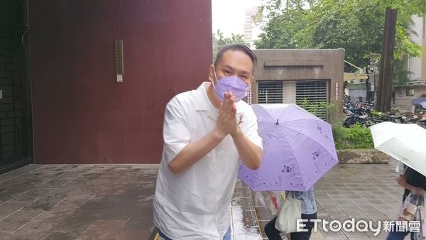 ▲▼台北市議會國民黨三連霸議員陳重文涉犯圖利等罪嫌，台北地院8日開庭後辯論終結，陳自稱做公益求輕判。（圖／記者黃哲民攝）