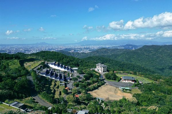 ▲汪建民長眠地曝光。（圖／青潭寶塔花園提供）