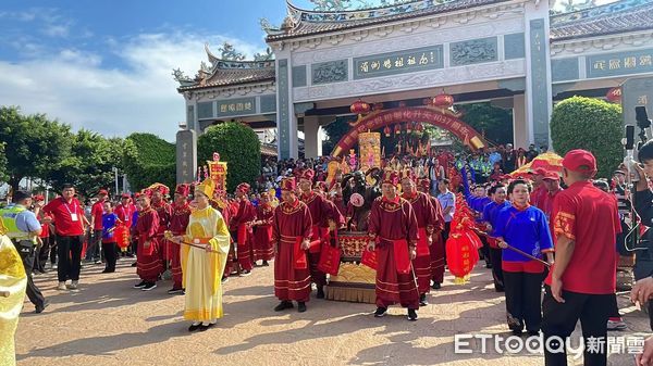 ▲▼  湄洲祖廟媽祖十月十一號，農歷九月初九羽化升天           、遶境。（圖／記者任以芳攝）