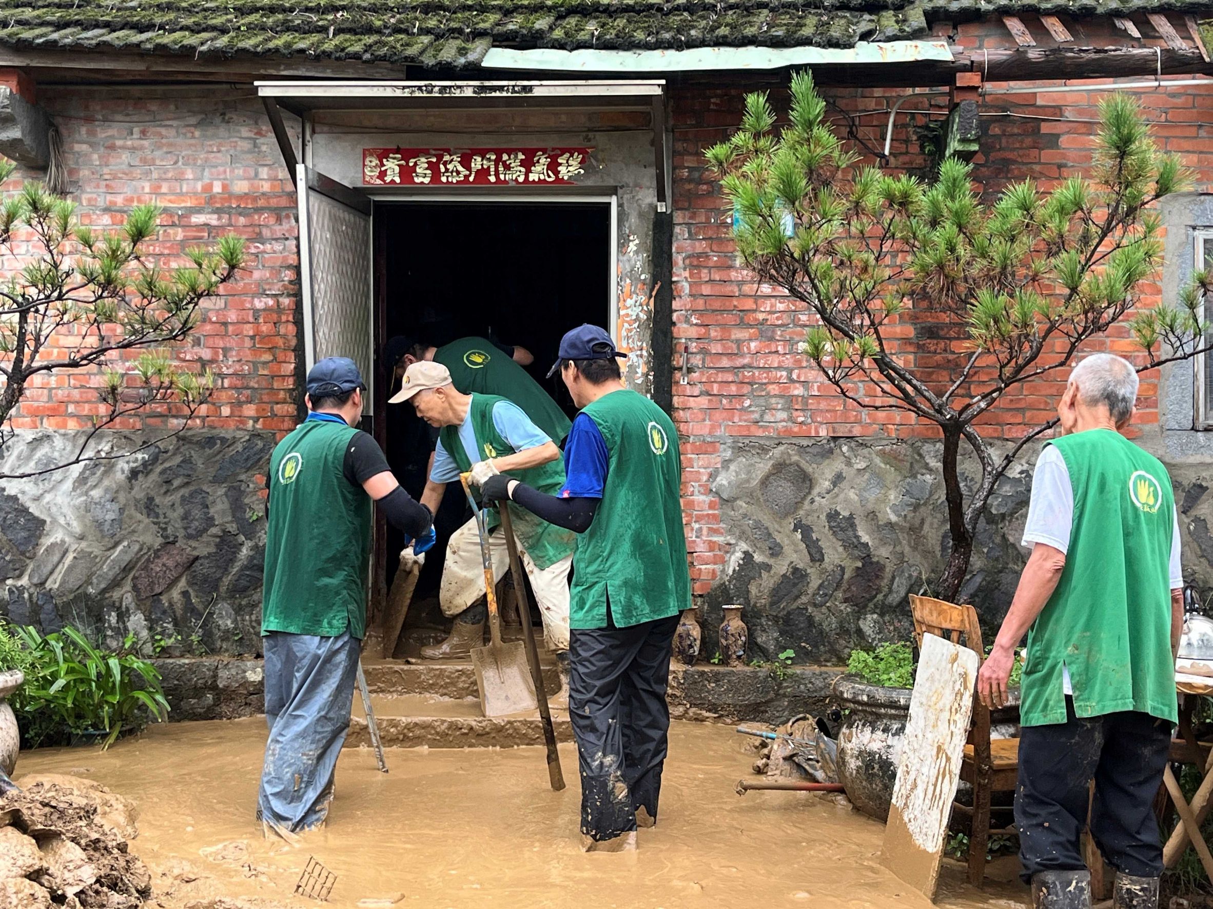 ▲法鼓山10／10起發放防疫物品。（圖／法鼓山慈基會提供）