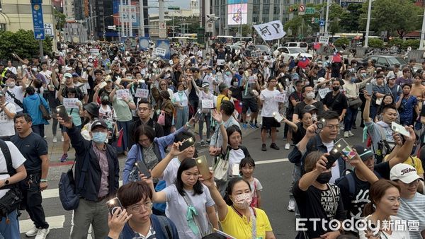 ▲▼  民眾黨西門町宣講。（圖／記者黃克翔攝）