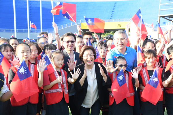 ▲彰化縣政府慶祝中華民國113年生日舉辦國慶升旗健行活動。（圖／彰化縣政府提供）