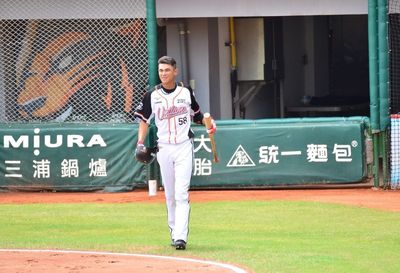 中職前球星「豹子腿」被罵：假球腿、還沒死！　不忍提告了