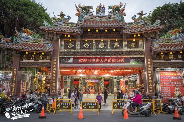 ▲▼TOP10間廟東夜市必吃美食。（圖／部落客滿分提供）