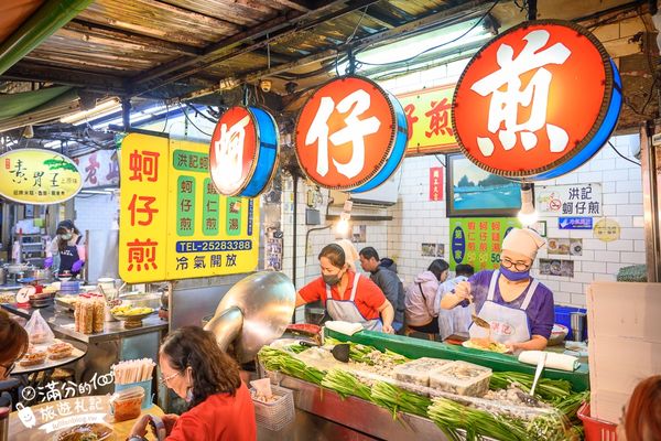 ▲▼TOP10間廟東夜市必吃美食。（圖／部落客滿分提供）
