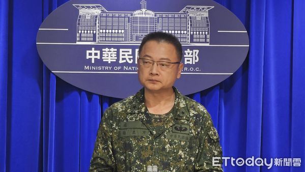 ▲▼國防部發言人孫立方說明最新軍演狀況。（圖／記者呂佳賢攝）