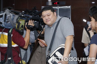 二階送件再+1 罷免藍委游顥團隊送2.3萬份連署書