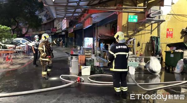 ▲▼高雄知名早餐店「寬來順」火警。（圖／民眾提供）