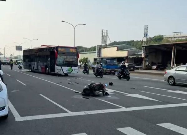 ▲▼機車騎士詭異逆撞公車亡，家屬不解為何逆向，感嘆「時也運也命也」。（圖／民眾提供，下同）