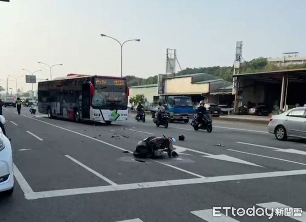 ▲▼烏日騎士詭異逆撞公車，死因是顱內出血亡，公車司機限制住居。（圖／民眾提供，下同）