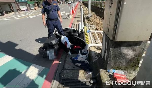 ▲工程車駕駛疑未禮讓直行機車，導致騎士重傷死亡。（圖／記者郭世賢翻攝）