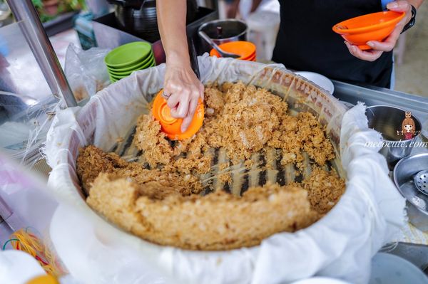 ▲▼台北大同區早餐推薦，大龍峒熊會長油飯。（圖／部落客陳小可提供）