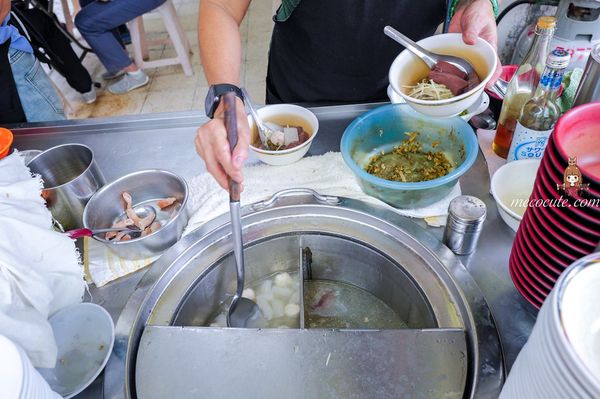 ▲▼台北大同區早餐推薦，大龍峒熊會長油飯。（圖／部落客陳小可提供）