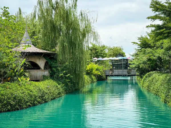 ▲▼泰國佛統府鴨鴨樂園，親子遊樂景觀餐廳，就像是座小型動物園，動物園打卡、鴨鴨船遊和經典泰式料理全攻略。（圖／viviyu提供）