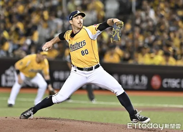 ▲中職猛登  。（圖／記者李毓康攝）