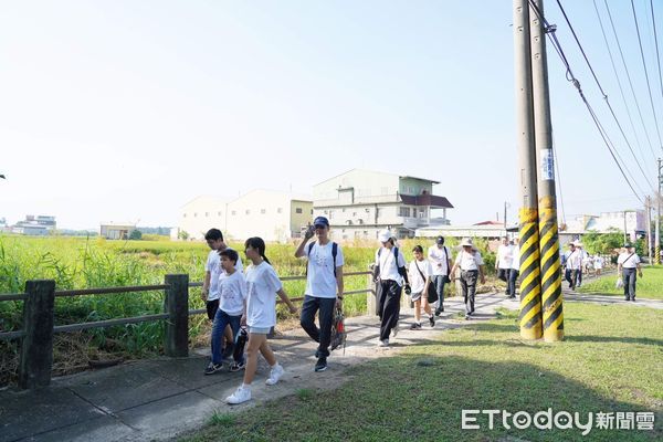 ▲雲林縣警察局於假日休息時間規劃充滿溫馨的「雲警行腳，足愛雲林」健走活動。（圖／記者蔡佩旻翻攝）