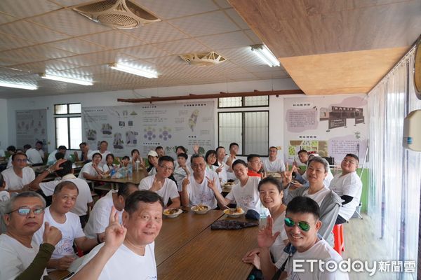 ▲雲林縣警察局於假日休息時間規劃充滿溫馨的「雲警行腳，足愛雲林」健走活動。（圖／記者蔡佩旻翻攝）