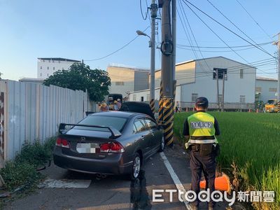 才面試上航空公司！朝陽科大生閃違規BMW撞電桿亡　校方悲慟