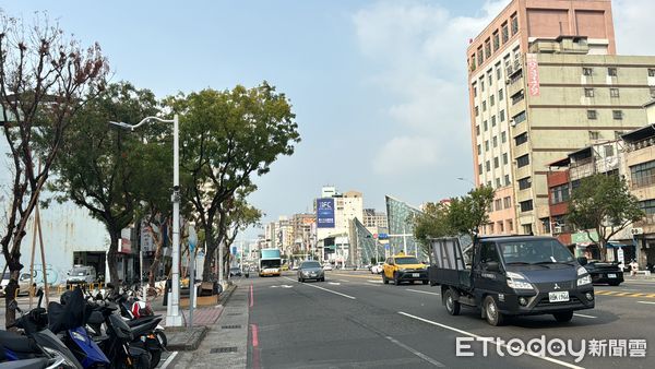 ▲▼高雄,中山路,新興區,店面,茂德             。（圖／記者張雅雲攝）