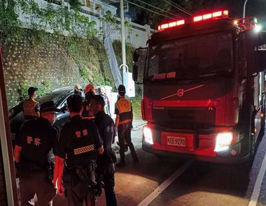 八卦山自小客停6天！流出液體以為漏水　破門驚見1人死車內