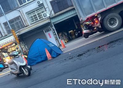 快訊／台中機車騎士遭聯結車輾斃　「頭顱破裂」身分待查