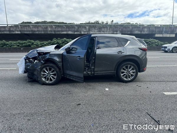 ▲▼             國1林口段車禍，釀成1死5傷。（圖／記者楊熾興翻攝）