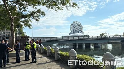 快訊／高雄愛河驚傳男子落水　救起命危搶救中...身分不明