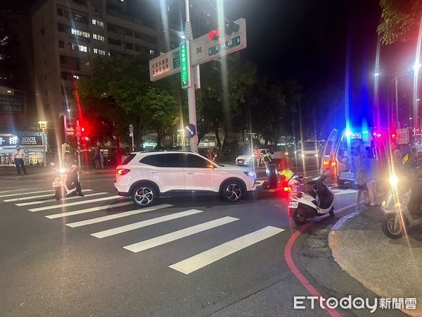 ▲新北市新莊區女駕駛撞飛行人。（圖／記者陳以昇翻攝，下同）