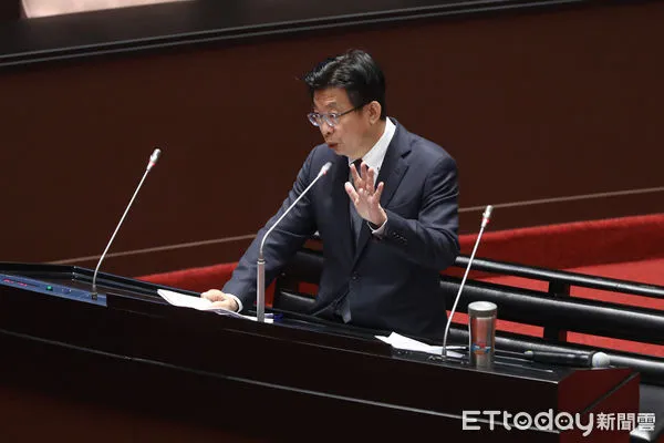 ▲民進黨立委郭國文質詢。（圖／記者林敬旻攝）