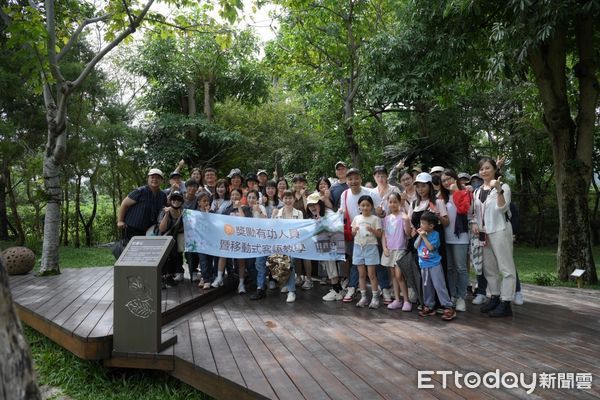 ▲▼花蓮市長魏嘉彥率參與客語認證同仁振興觀光。（圖／花蓮市公所提供，下同）