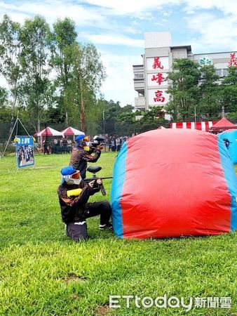 ▲雲林縣警察局少年隊、雲林縣學生校外生活輔導會及義峰高中共同辦理「113年校園安全盃《反黑、反毒、反霸凌》漆彈錦標賽」。（圖／記者王悉宇翻攝）