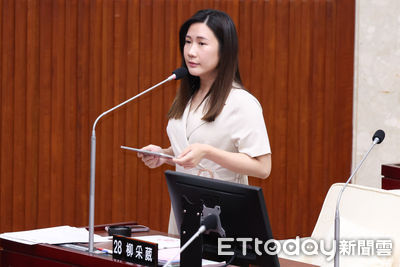 柳采葳嗆林亮君「睜眼說瞎話」:護航仔改變不了事實