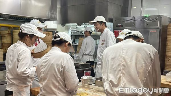 ▲▼ 北京鼎泰豐熄燈、倒數計時閉店            。（圖／記者任以芳攝）