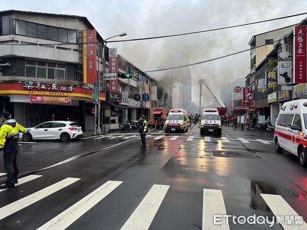 ▲▼台中市漢口路三段民宅火警。（圖／記者鄧木卿翻攝）