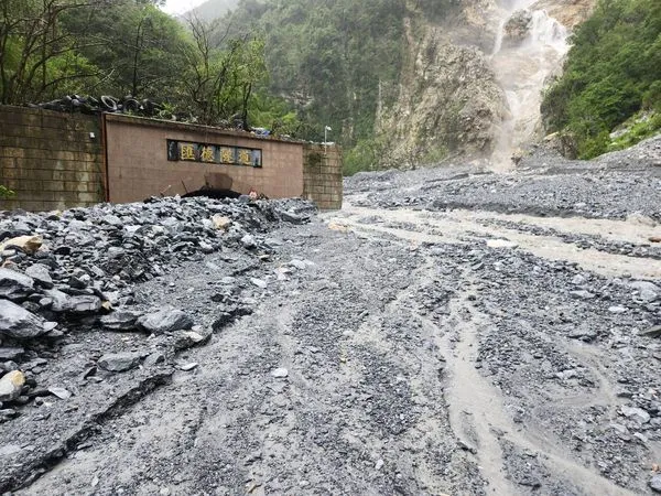 ▲蘇花路廊東澳~和仁路段，1日9時解除預警性封路，和仁~崇德路段預定2日中午12時搶通。（圖／東區養護工程分局提供）